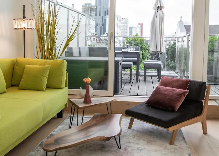 Apartment Skyline Mit Terrasse Close To Lakes